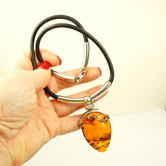 Big AMBER PENDANT With Black Leather Cord Set In 925 Silver Artisan Made Gift - Picture 1 of 15